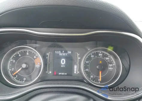 2018 Jeep Cherokee Latitude 4X4 from USA, damaged, VIN 1C4PJMCB4JD515531